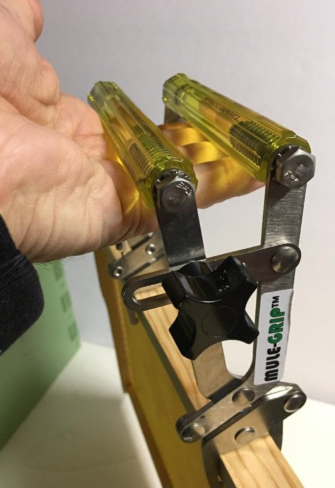 Holds frame tight without squeezing ends together. Will not fall.